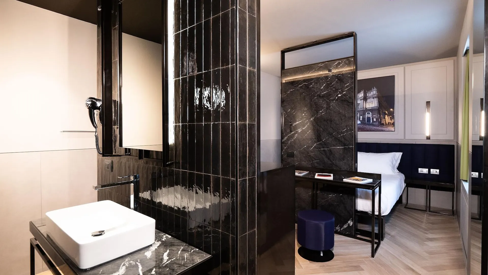 ****  Heart Hotel Milano İtalya